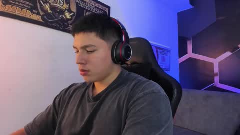 james_cr online show from September 17, 2:59 am