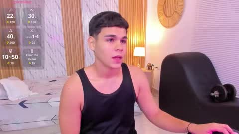 Snapshot of james_jonnes chatting on September 27, 8:28 pm James online show from September 27, 8:28 pm