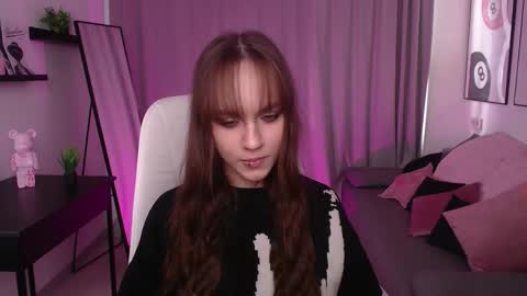 jamie_chung online show from March 7, 3:17 am