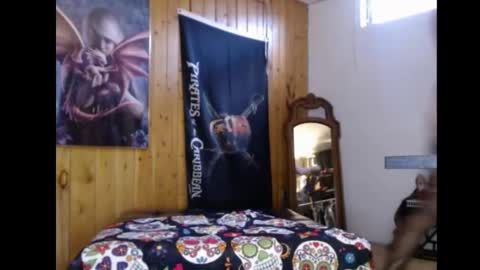 Jamie Bottoms online show from October 10, 2:01 pm