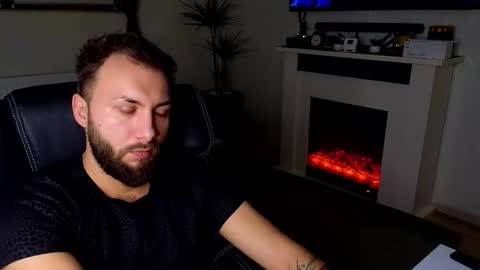 Robbie online show from February 3, 6:22 am