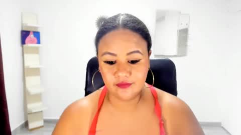 jan_milkhot online show from September 18, 3:32 am