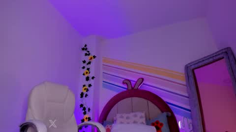 Jana online show from November 18, 8:56 pm