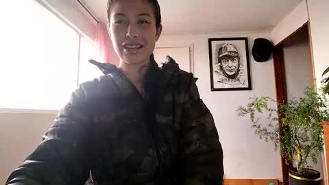 janariivera1 online show from November 7, 3:36 pm