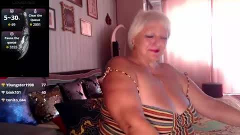 JaneBeech online show from July 15, 3:28 pm