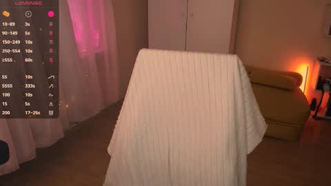 jane_kinn online show from May 13, 5:06 am