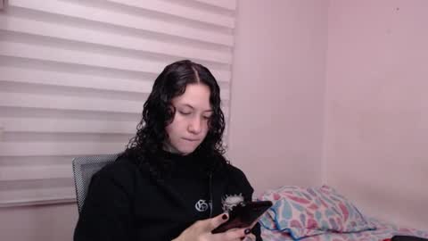 Snapshot of jane_r chatting on September 22, 11:20 pm Jane online show from September 22, 11:20 pm