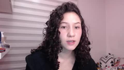 Snapshot of jane_r chatting on October 22, 1:31 am Jane online show from October 22, 1:31 am