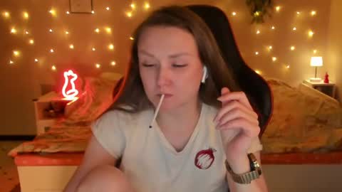 Jane online show from June 15, 7:39 pm