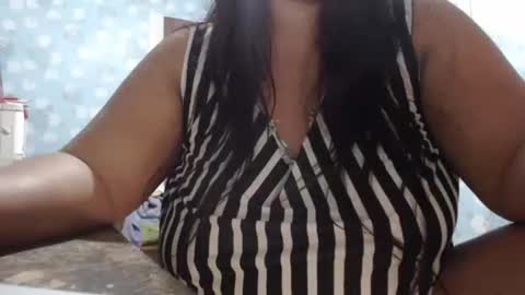 Snapshot of janetitsout chatting on September 20, 2:25 am jane online show from September 20, 2:25 am