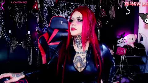      online show from May 9, 9:21 pm