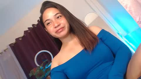 Snapshot of jasmine_arousal chatting on October 2, 2:10 am JASMINE online show from October 2, 2:10 am