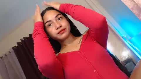 Snapshot of jasmine_arousal chatting on October 19, 7:24 am JASMINE online show from October 19, 7:24 am