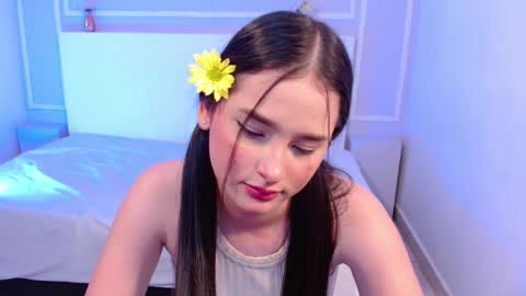 Snapshot of jasminebella0 chatting on March 6, 5:11 pm jasminebella0 online show from March 6, 5:11 pm