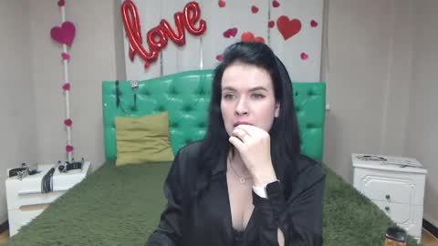 JasmineKouch online show from May 13, 5:55 pm