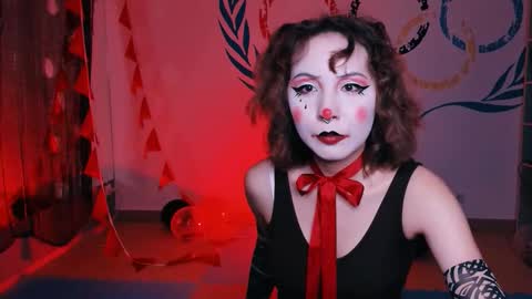 Jasmine online show from October 27, 5:29 am