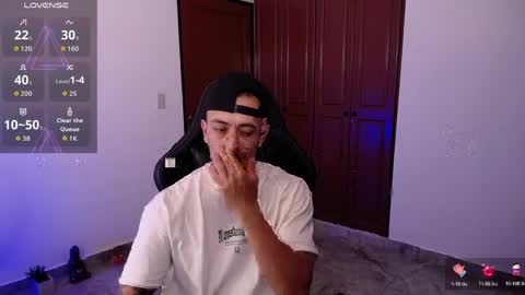 JKing  online show from April 6, 10:44 pm