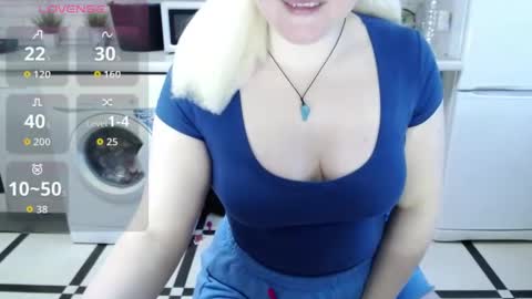 jassyjassypaw online show from April 11, 4:50 am