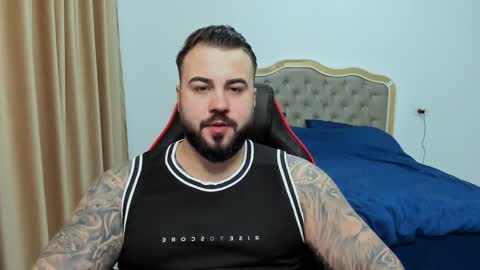  Javi  online show from December 30, 8:47 pm