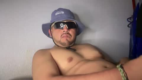 javiermichi online show from November 14, 7:43 am