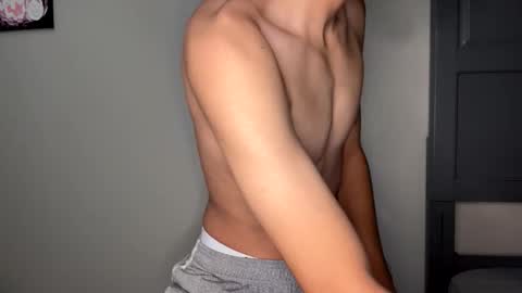 jay10697 online show from October 13, 2:24 am