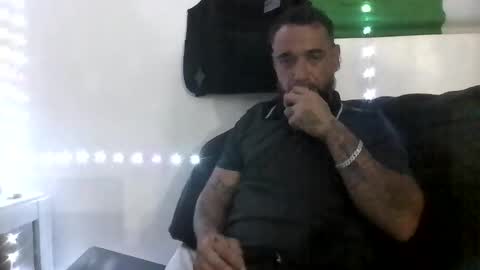 jay594025 online show from October 21, 7:13 am