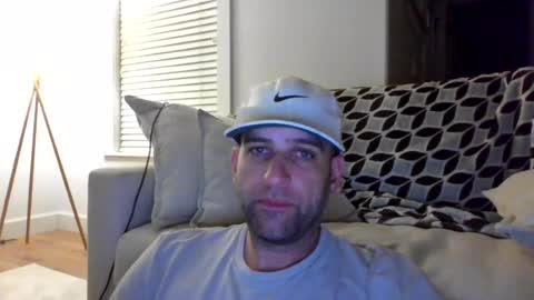 jaybee8112 online show from July 26, 9:29 am