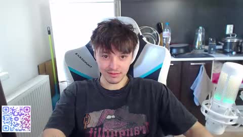 Jayce online show from March 11, 11:57 am