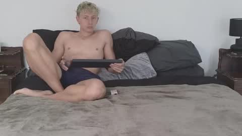 THE HOUSE online show from December 15, 6:31 am