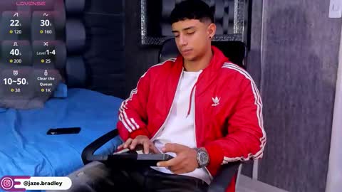 jaze_bradley online show from September 30, 11:32 am