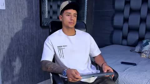 jaze_bradley online show from January 13, 11:29 am