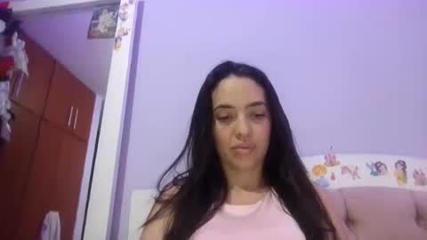 jazminojeda online show from March 29, 5:09 am