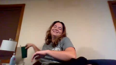 Snapshot of jazzyrae97 chatting on October 3, 4:43 am Jazzyrae online show from October 3, 4:43 am