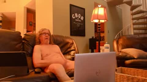 JDinEuless online show from February 9, 11:51 pm