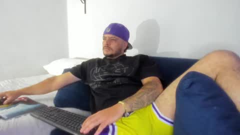 Jean alex  online show from July 28, 11:59 pm