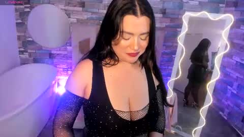 JEANNETTE online show from July 19, 3:42 am