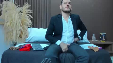 Jeanpiere online show from February 11, 2:48 am