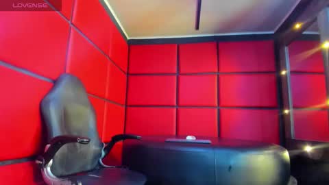 ---  Jeff --- online show from February 19, 5:28 am