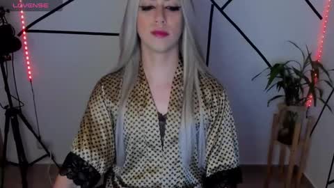  ashley   online show from September 10, 8:59 am