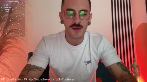 Jeff and Mugi  Independent model online show from January 14, 6:38 pm