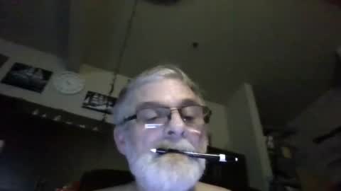 jeffbb895843 online show from April 23, 12:51 pm