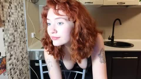 Snapshot of jelly_cherry chatting on October 2, 8:51 pm Emily online show from October 2, 8:51 pm