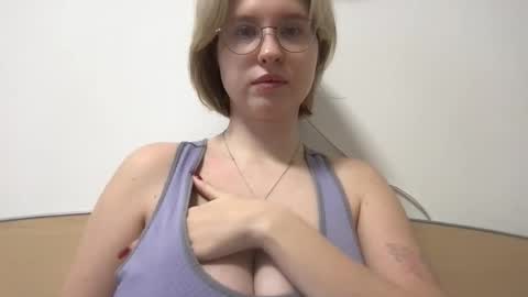 Inna  online show from February 4, 10:08 am