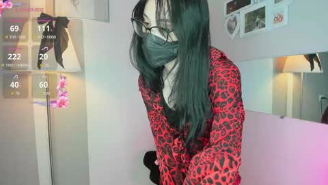 Molly online show from November 11, 11:29 pm