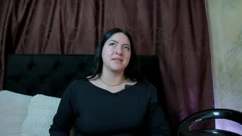 jeniferpowell_nm online show from April 17, 9:50 pm