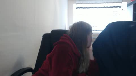 JenisAndPeter online show from February 21, 7:33 am