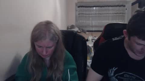 JenisAndPeter online show from April 15, 7:58 pm