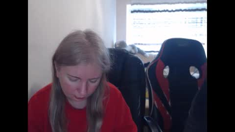 JenisAndPeter online show from April 10, 6:41 am