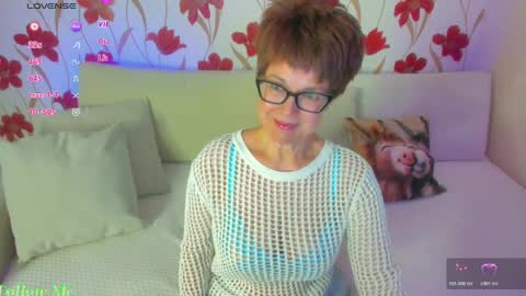Jenn online show from April 2, 1:18 pm