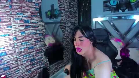 jennfer_winsonn online show from November 13, 8:11 pm